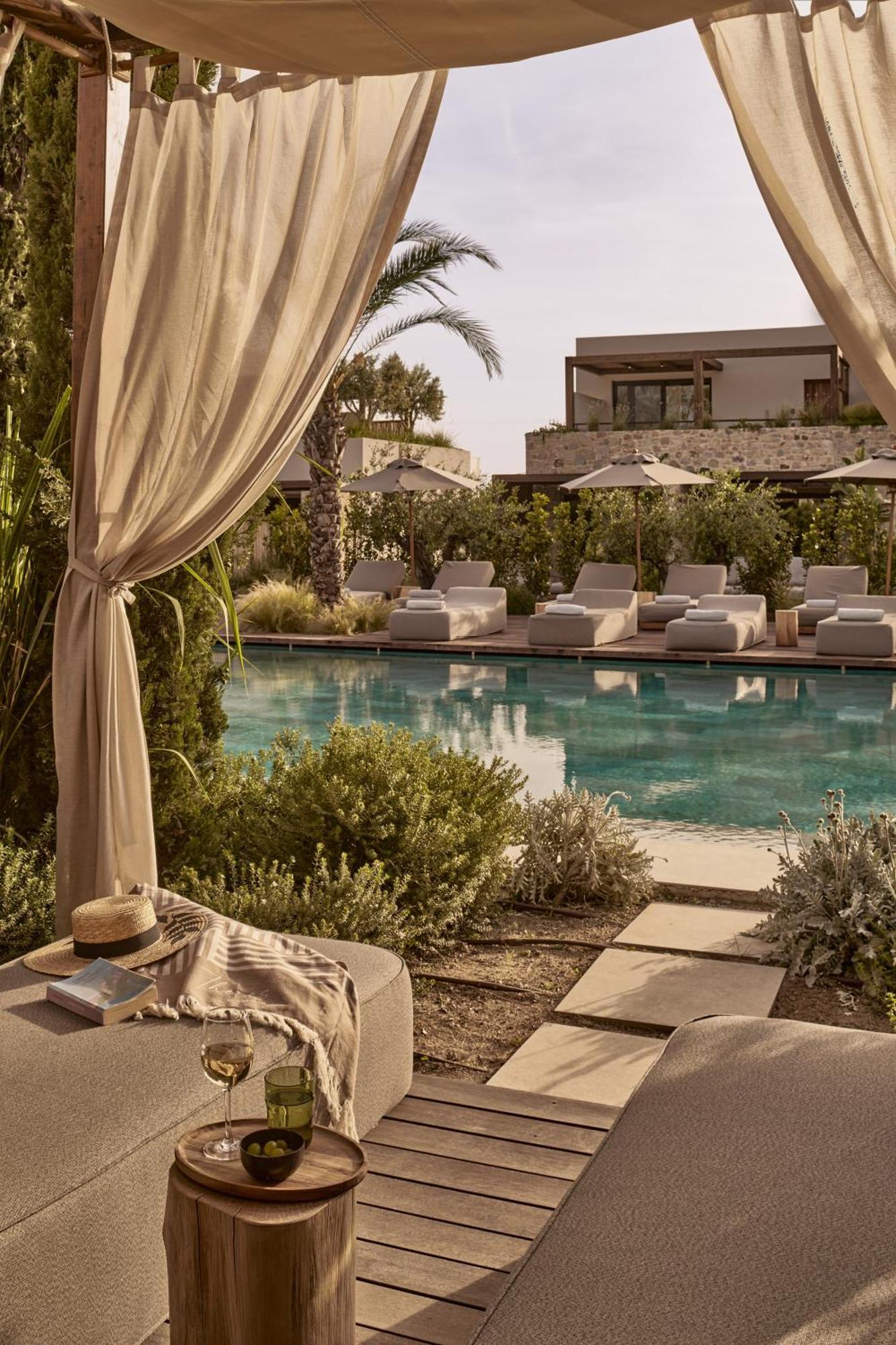 Theros - Adults Only 5*