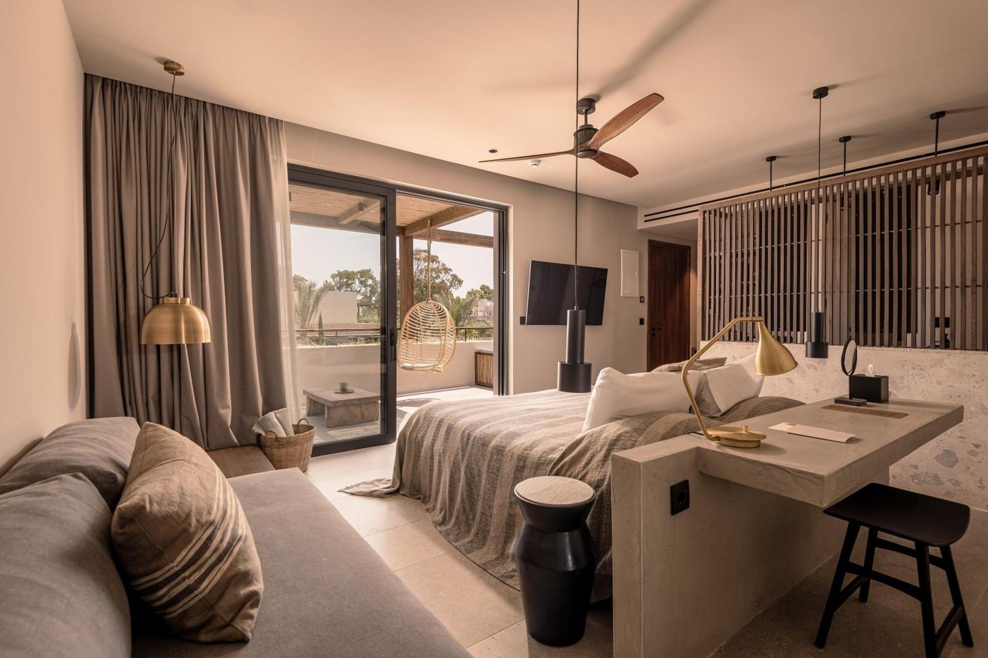 Theros - Adults Only Hotel